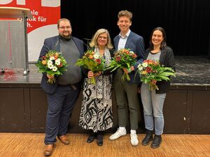 Florian Burkhardt, Dr. Gundula Schäfer-Vogel, Florian Zarnetta, Nathalie Denoix (v.l.n.r.)